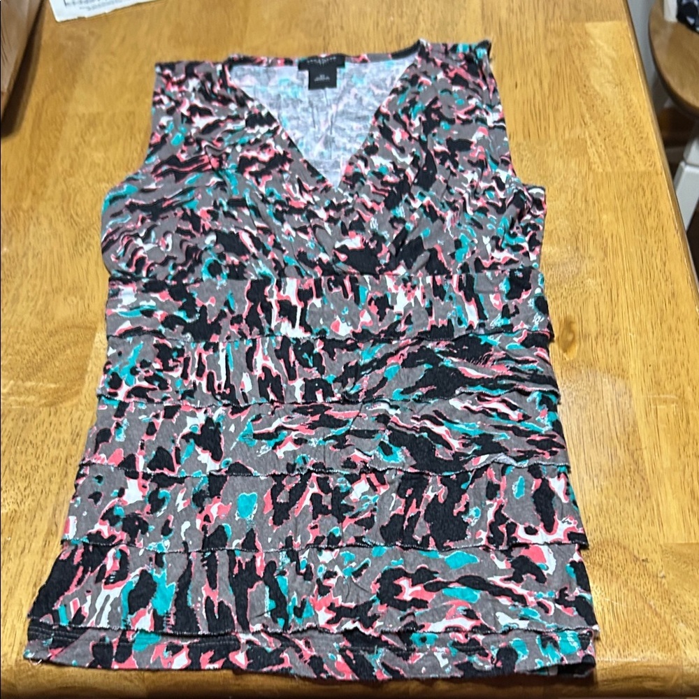 Ann Taylor Multicolor Sleeveless V-Neck Blouse in Black, Teal, Pink